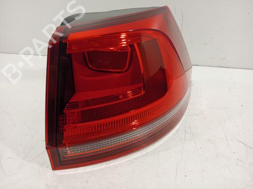 right-taillight-vw-golf-vii-variant-ba5-bv5-2013-2014-2015-2016-2017-2018-2019-2020-2021-2022-32702594 main image