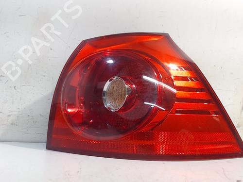 Used Right taillight VW GOLF V (1K1) 1.6 FSI (115 hp) 10044238