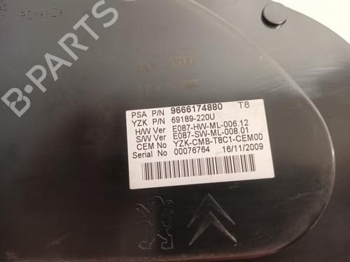 Instrument cluster PEUGEOT 5008 (0U_, 0E_) 1.6 16V | BP17060724C47 