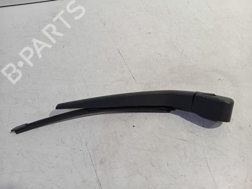 other-volvo-v40-hatchback-525-d2-2012-2013-2014-2015-2016-2017-2018-2019-19644640 main image