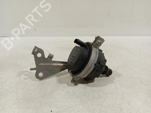 Ekstra vandpumpe MERCEDES-BENZ C-CLASS (W205) C 180 (205.076) | BP25749658M111 