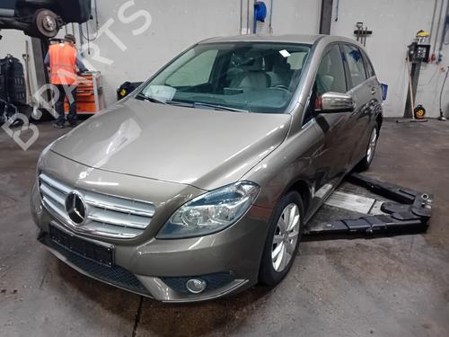 Used Parts MERCEDES-BENZ B-CLASS Sports Tourer (W246, W242) B 180 (246.242) (122 hp) 4211445