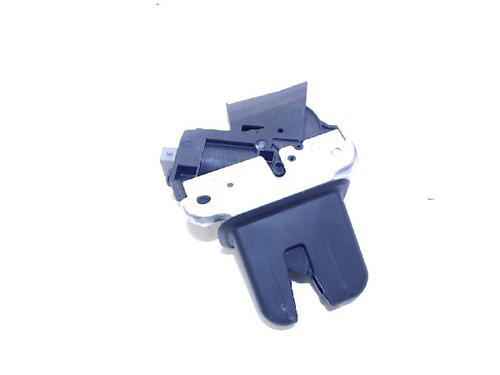 Tailgate lock AUDI A4 B8 (8K2) 2.0 TDI | BP13200995C101 