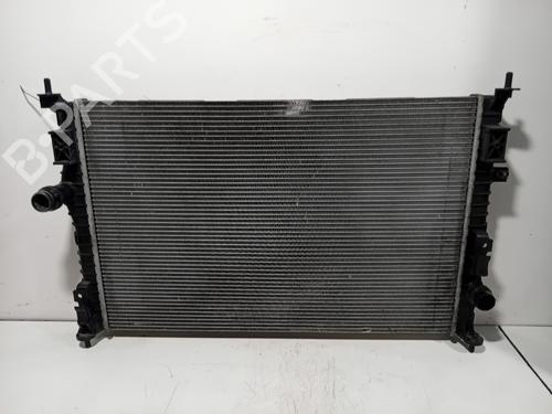 Used Water radiator Water radiator 37079106 37079106