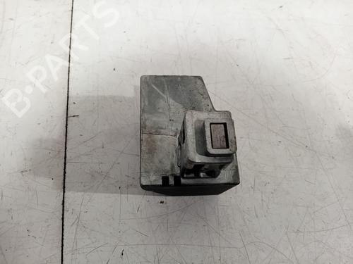 Ignition barrel PEUGEOT 208 II (UB_, UP_, UW_, UJ_) e-208 | BP19313987M48 