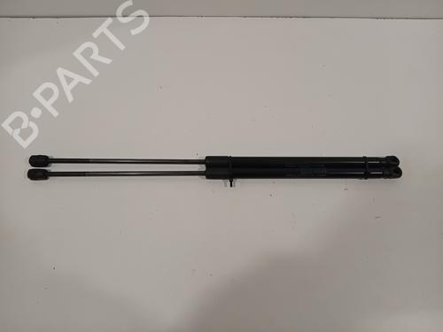 Used Tailgate lift support VOLVO V40 Hatchback (525) D2 (120 hp) 23989282