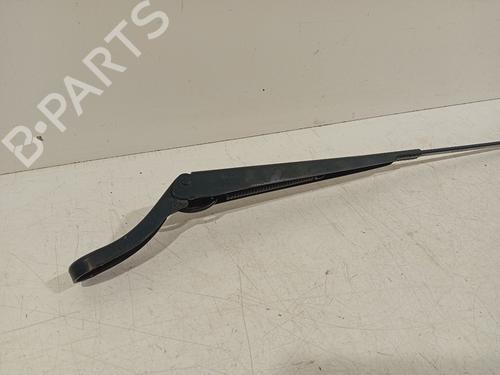 Front windshield wiper arm PEUGEOT 208 I (CA_, CC_) 1.2 VTI 82 | BP19086804C143 
