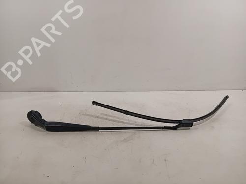 Used Front windshield wiper arm Front windshield wiper arm 29169905 29169905