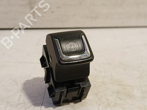 switch-opel-insignia-b-sports-tourer-z18-2017-32252722 main image