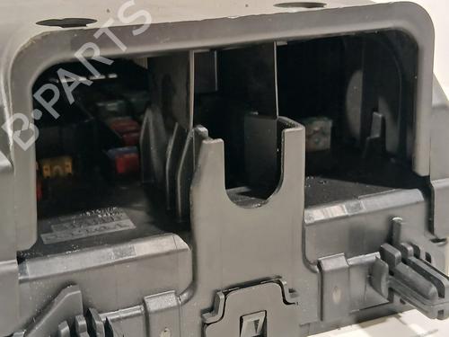 Sikringsdåse VOLVO S60 III (224) T5 | BP29918546E1