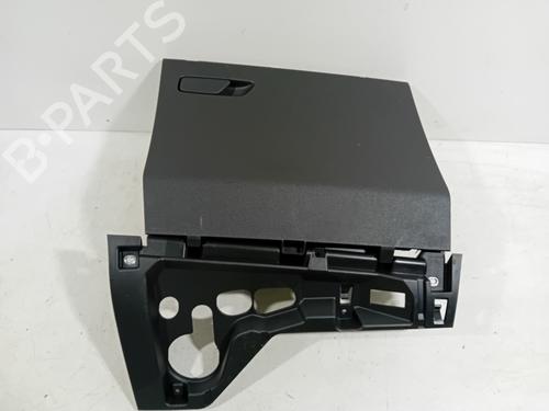 Used Glove box AUDI A1 Sportback (GBA) 30 TFSI (116 hp) 23123938