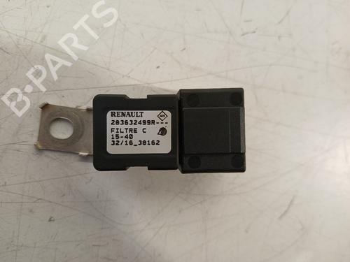 Antenne/Base Antenne/Base RENAULT MEGANE IV Hatchback (B9A/M/N_) 1.5 dCi 110 (B9A3) (110 hp) 33661205 33661205