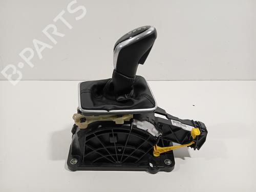 Used Gear lever VOLVO V40 Hatchback (525) D2 (120 hp) 23989240