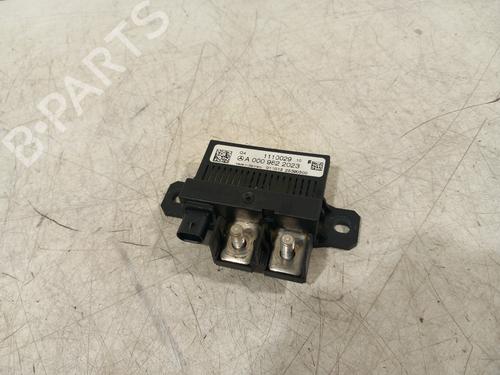 Sensor electrónico Sensor electrónico MERCEDES-BENZ C-CLASS (W205) C 350 e (205.047) (279 hp) 33964323 33964323