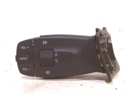 Used Switch Switch SEAT IBIZA IV (6J5, 6P1) 1.2 TDI (75 hp) 6918615 6918615