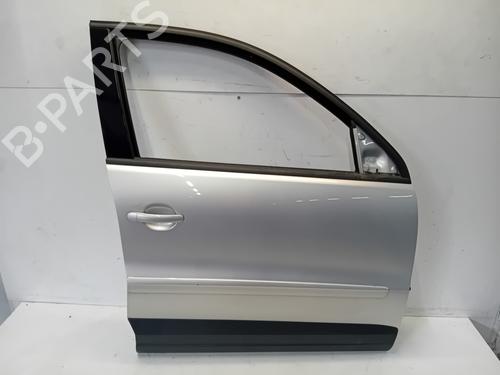 Used Right front door VW TIGUAN (5N_) 1.4 TSI 4motion (150 hp) 27837030