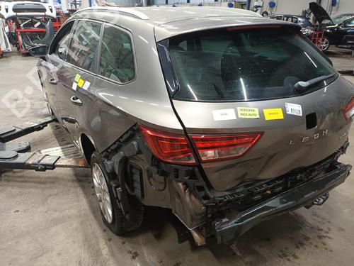 Steering wheel SEAT LEON ST (5F8) 1.6 TDI | BP38348571C49 - Image 9