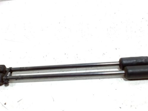 Tailgate lift support RENAULT MEGANE III Grandtour (KZ0/1) 1.5 dCi (KZ09, KZ0D, KZ1G, KZ29, KZ14, KZ1W, KZ10, KZ1F,... | BP13207386C138 