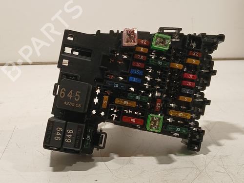 Used Fuse box Fuse box 24590432 24590432