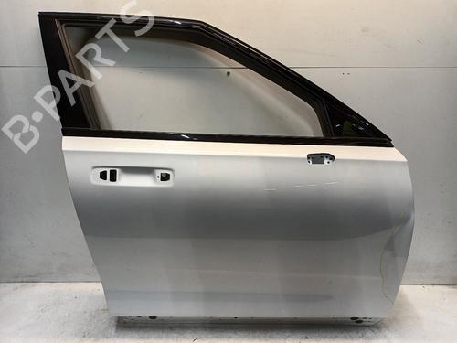 Used Right front door Right front door 22812453 22812453