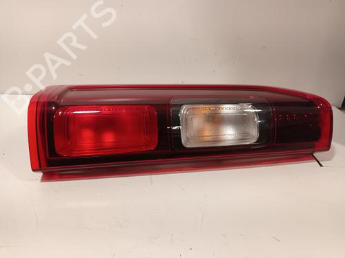 Farolim esquerdo RENAULT TRAFIC III Van (FG_) 1.6 dCi 95 (FGMJ, FGMR) (95 hp) 31757365