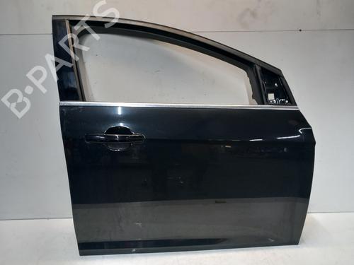 Used Right front door Right front door 39072507 39072507