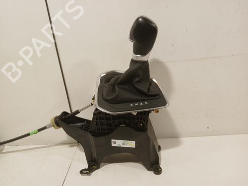 Gear lever RENAULT CLIO V (B7_) 1.3 TCe 130 (B7MF) | BP37799444M90 - Image 2