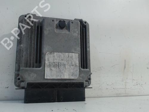 Used Engine control unit (ECU) Engine control unit (ECU) 10860819 10860819