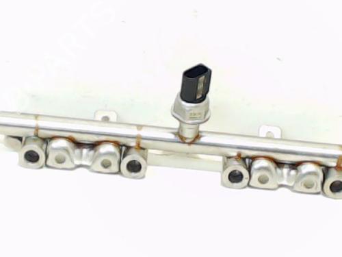 Used Injection rail BMW 1 (F21) 116 i (136 hp) 938654