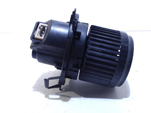 Heater blower motor RENAULT CLIO IV (BH_) 0.9 TCe 90 (BHNF, BHMA, BHMH, BHJK, BHJR) | BP6153780M62 