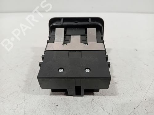 Switch MERCEDES-BENZ B-CLASS Sports Tourer (W246, W242) B 200 (246.243) | BP28309257I30
