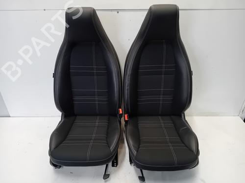 Used Seats set MERCEDES-BENZ GLA-CLASS (X156) GLA 200 (156.943) (156 hp) 25705359