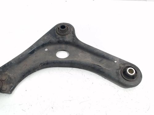 Used Left front suspension arm PEUGEOT 208 I (CA_, CC_) 1.4 VTi (95 hp) 12102912