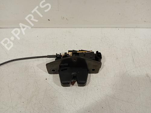 Used Tailgate lock PEUGEOT 3008 II SUV (MC_, MR_, MJ_, M4_) 1.6 BlueHDi 120 (120 hp) 22542594