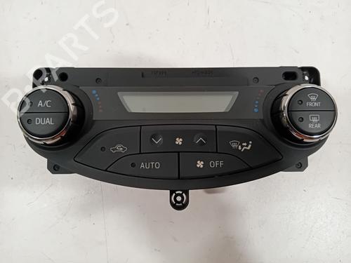 Used Climate control TOYOTA YARIS (_P13_) 1.3 (NSP130_, NSP130) (99 hp) 27466262