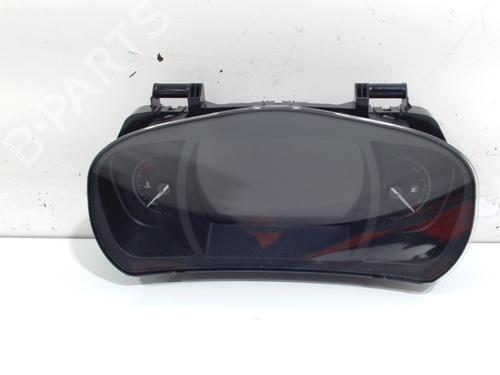 Used Instrument cluster Instrument cluster 13720236 13720236