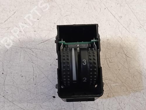 Used Switch Switch SEAT IBIZA IV (6J5, 6P1) 1.2 TDI (75 hp) 20669621 20669621