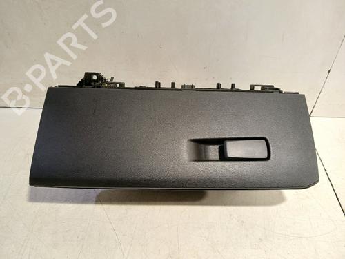 Handskerum Handskerum BMW X1 (F48) sDrive 18 i (136 hp) 33268320 33268320