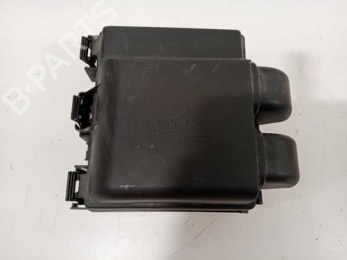 Used Fuse box Fuse box 18645632 18645632