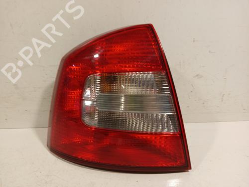 Venstre baglygte SKODA OCTAVIA II (1Z3) 1.4 TSI (122 hp) 29077168