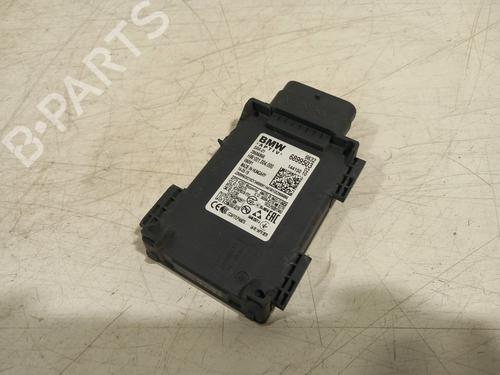 Used Electronic module Electronic module BMW 5 (G30, F90) 520 d (190 hp) 33875880 33875880