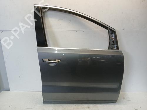 Used Right front door Right front door 37511102 37511102
