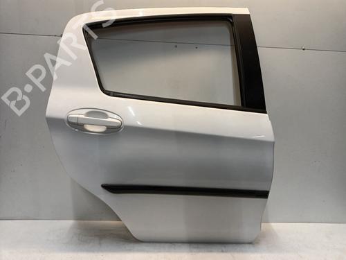 Used Right rear door TOYOTA YARIS (_P13_) 1.0 (KSP130_, KSP130) (69 hp) 30884001