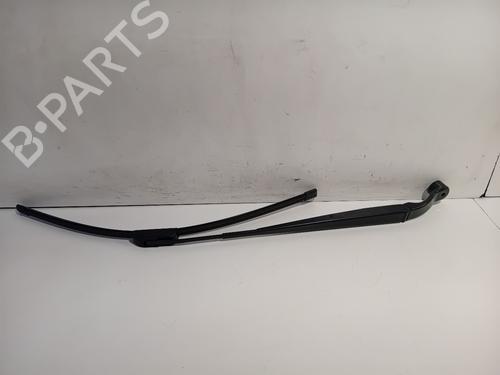 Used Front windshield wiper arm HONDA JAZZ III (GE_, GG_, GP_, ZA_) 1.3 HYBRID (GP1) (102 hp) 30676338