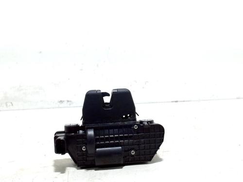 Used Tailgate lock PEUGEOT 3008 I MPV (0U_) 1.6 THP (156 hp) 13204186