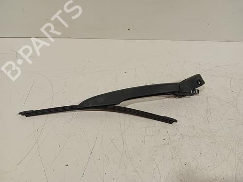 Used Rear windshield wiper arm BMW 3 Touring (F31) 330 d (258 hp) 24613064