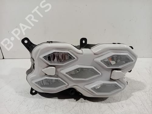 Used Right front fog light VW GOLF VIII (CD1, DA1) 2.0 GTI (245 hp) 32864027