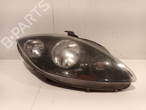 Used Right headlight SEAT LEON (1P1) 1.2 TSI (105 hp) 27351427