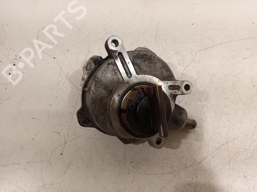 Used Vacuum pump Vacuum pump 15371289 15371289