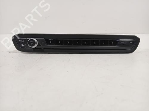 switch-bmw-3-g20-g80-g28-2018-27543953 main image